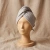 Wafelkowy turban do szuszenia włosów szary wizualizacja manekin.webp