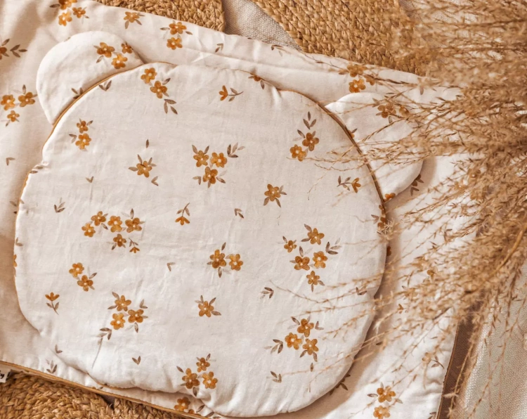 pościel dla dzieci bawełniana brown litte flowers.webp