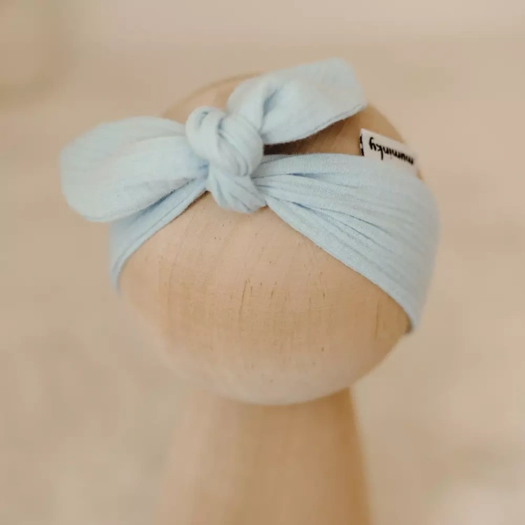 Opaska muślinowa Błękitna A'la Len.webp