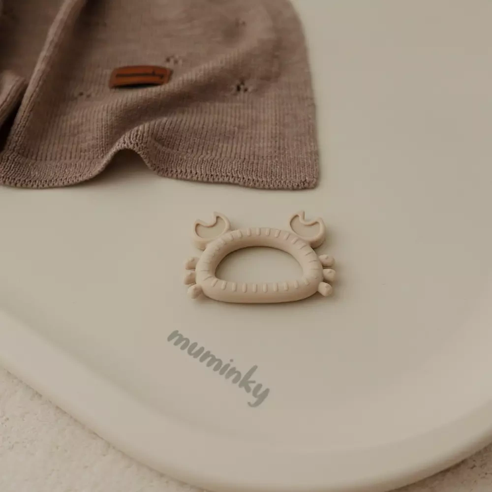 Gryzak Niemowlęcy Silikonowy KRAB | Beżowy.webp